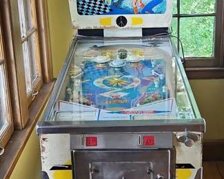 Gottlieb Road Race Pinball Machine