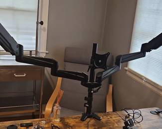 Dual Monitor Desk Mount