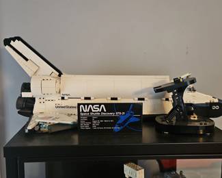 Space Shuttle Discovery LEGO Set