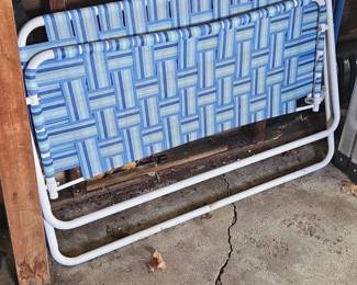 Blue Web Folding Lawn Bench