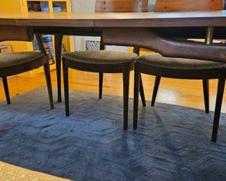 Kipp Stewart Drexel Dining Set fourth image