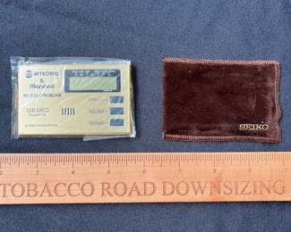 V113 - $30. Vintage Seiko Credit Card Alarm Clock. New.