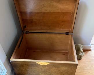 V15 - $145. Asian Style Lane Furniture Chest. Measures 25” x 17” x 19” Tall.