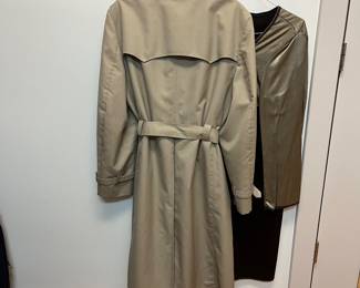 V172 - $120. Men's Christian Dior Monsieur Double Breasted Belted Trench Coat Size 44. Great condition.