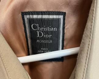 V172 - $120. Men's Christian Dior Monsieur Double Breasted Belted Trench Coat Size 44. Great condition.