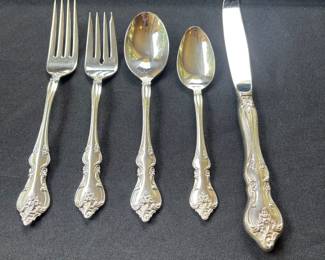 V121 - $180. 1964 “Orleans” by International Deep Silver. Silver Plate Flatwear. 86 Pieces.