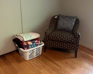 OVERVIEWS! Please come to the sale to purchase items in these photos!