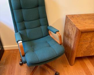 V106 - $25. Vintage Office Chair. Measures 24” x 24” x floor to seat 20” x floor to back 42” Tall.