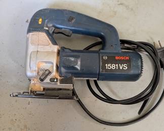 V157 - $25. Bosch 1581VS Jigsaw.