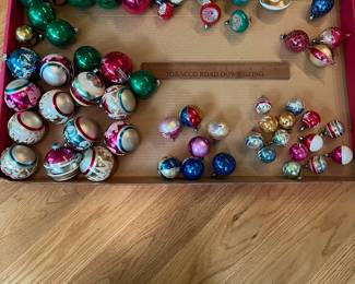 V127 - $150. Mixed Lot of Vintage Mercury Christmas Ornaments. All are in really good condition for their age.