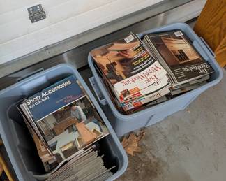 V136 - $30. Large lot of woodworking books & magazines.