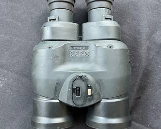 V119 - $100. Canon 12 x 36 IS II Stabilizing Binoculars. Untested.