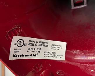 V26 - $125. Kitchen Aid Stand Mixer. 2007 model. Serial # WU0891726. Motor sounds strong.