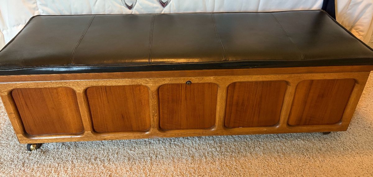 Vintage MCM Lane Cedar Chest with padded top