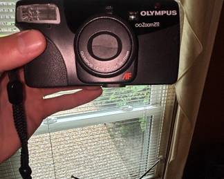 Olympus ∞Zoom 211 Point-and-Shoot Camera