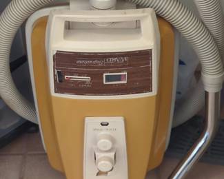 Montgomery Ward Signature Backpack Vacuum Cleaner