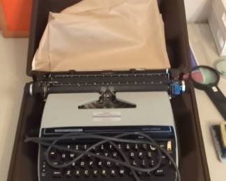Smith Corona Skyriter Portable Typewriter