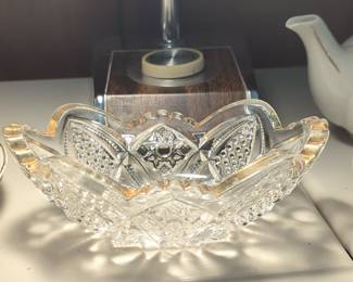 EAPG Hobstar Sawtooth Gold Trimmed Bowl