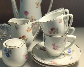 Miniature Floral Pattern Porcelain Tea Set for 4 with Gold Trim