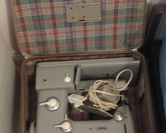 Pfaff 360 Automatic Sewing Machine in Vintage Case