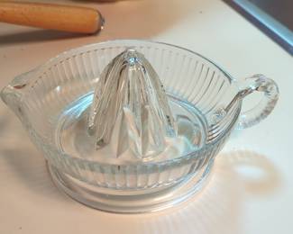 Vintage Anchor Hocking Clear Glass Citrus Juicer with Handle