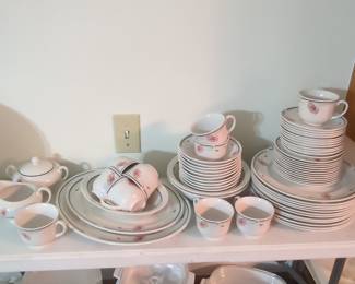 Churchill "Blue Willow" Pattern Dinnerware Set