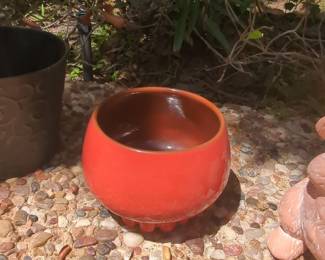 Red Ceramic Planter Pot with Scalloped Base