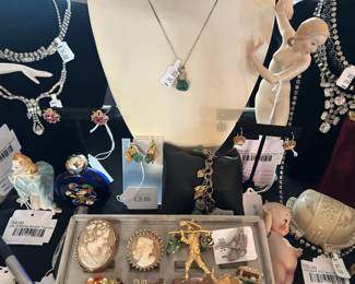 Earring Sets, Necklaces 