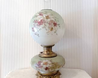 Vintage Antique Victorian-style "Gone With The Wind" Parlor Lamp Miller 