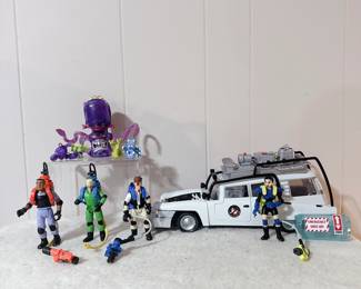 1996 Trendmasters Extreme Ghostbusters Ecto-1 Car Toy - 1997 Trendmasters Extreme Ghostbusters action figures Roland, Eduardo, Kylie, and Egon - Mouth Critter Action figure