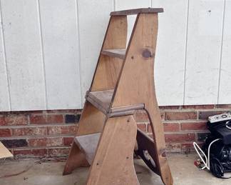 Metamorphic Library Chair Step Stool
