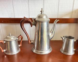 Stieff Colonial Pewter set