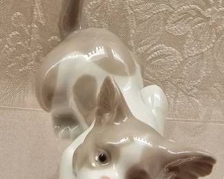 Lladro Cat