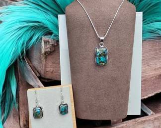 Copper Chrysocolla Pendant Necklace Matching Earrings