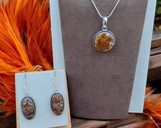 Birds Eye Jasper Pendant Necklace Matching Earrings