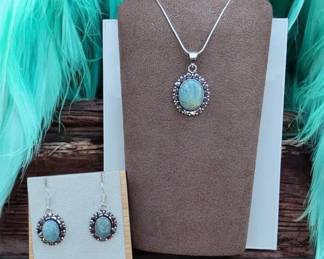 Aquamarine Pendant Necklace Matching Earrings