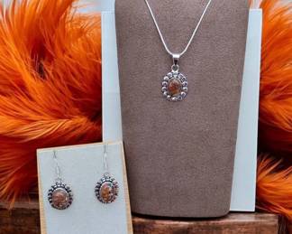Red Jasper Pendant Necklace Matching Earrings