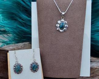 Copper Blue Apatite Pendant Necklace Matching Earrings