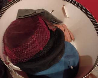 ladies' hats