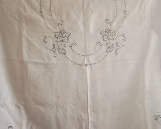 vintage table cloth
