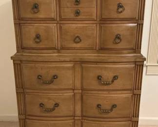 Mahogany Chest Of Drawers
