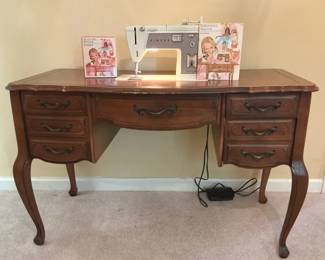 Singer Sewing Machine And Table