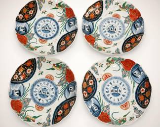 Lot 268: Set of 4 Japanese Imari Scalloped Plates, Fuki Choshun Mark