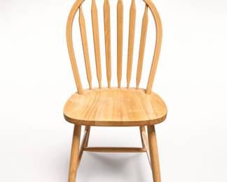 Lot 48: Arrow-Back Windsor Side Chair