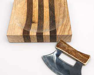 Lot 272: Alaskan-Style Ulu Knife & Chopping Bowl Board