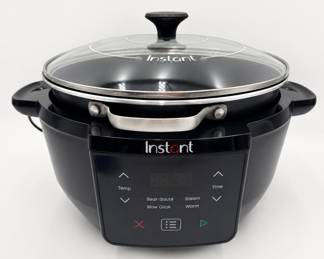 Lot 355: Instant Superior Cooker Chef Series 7.5-Quart Multi-Cooker