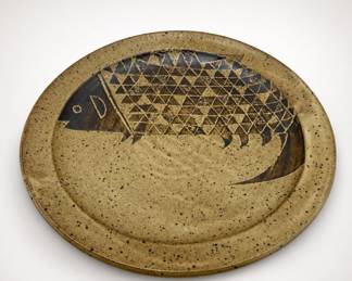 Lot 90: Studio Pottery Stoneware Fish Charger