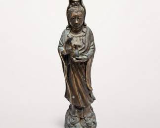 Lot 433: Chinese Cast Bronze Guanyin Figure