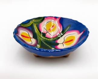 Lot 132: Mexican-Style Hand-Painted Calla Lily Footed Bowl