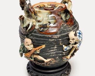 Lot 261: Japanese Sumida Gawa Teapot with Applied Figures